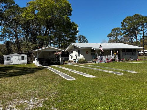 146 21st Ave, Apalachicola, FL, 32320-1543 | Card Image