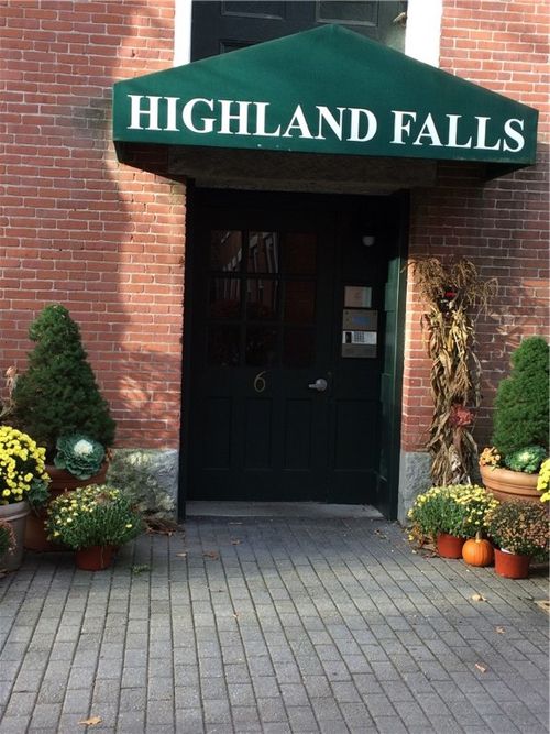 403-2 School St, Lincoln, RI, 02865 | Card Image