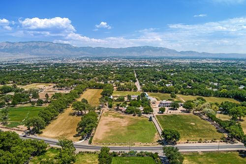 7012 Rio Grande Blvd Nw, Los Ranchos, NM, 87107-6424 | Card Image