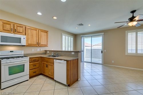6290 Majestic Hills Ave, Las Vegas, NV, 89141-8576 | Card Image