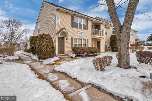 882-882A Scotswood Ct, MOUNT LAUREL, NJ, 08054 | Card Image