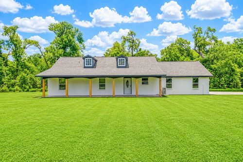 1011 County Road 678, Brazoria, TX, 77422-8148 | Card Image