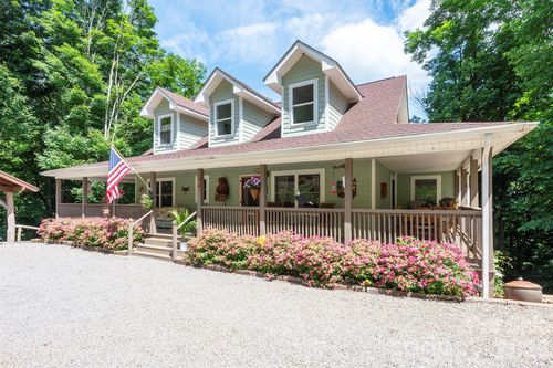 78 Spellbound Rd, Waynesville, NC, 28785-7750 | Card Image