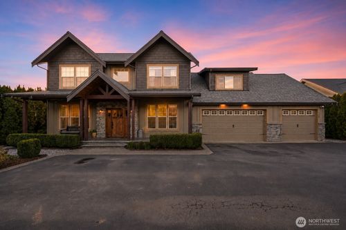 109 W 2nd Street, Nooksack, WA, 98276 | Card Image