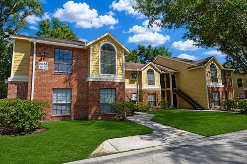205-8630 Mallard Reserve Dr, TAMPA, FL, 33614-2344 | Card Image