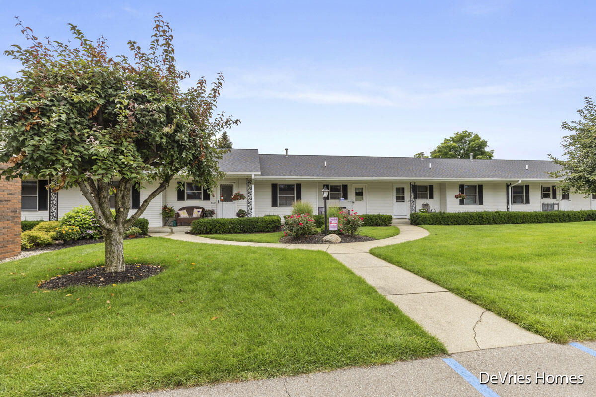 Wentward Ct, Hudsonville, MI 49426