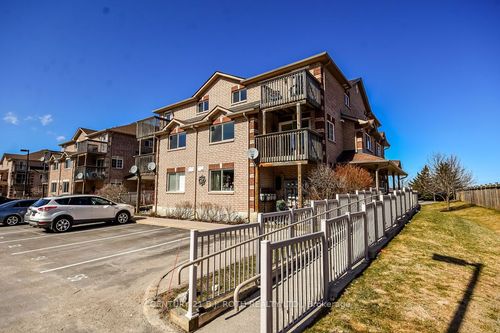 2-87 Goodwin Dr, Barrie, ON, L4N6K4 | Card Image