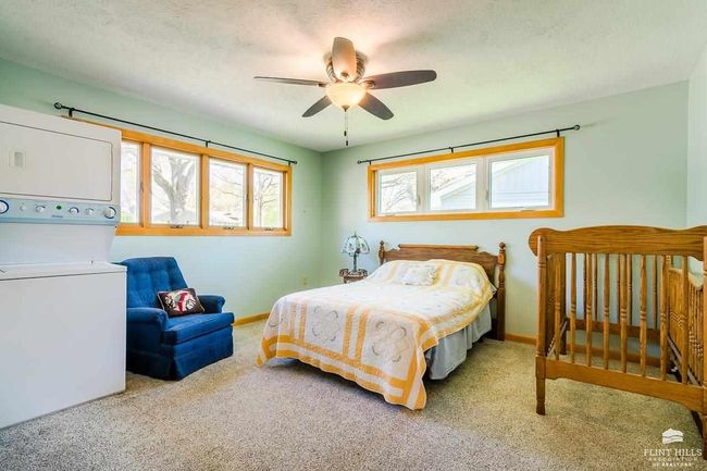1505 Grandview Dr, House other with 3 bedrooms, 2 bathrooms and null parking in Wamego KS | Image 13