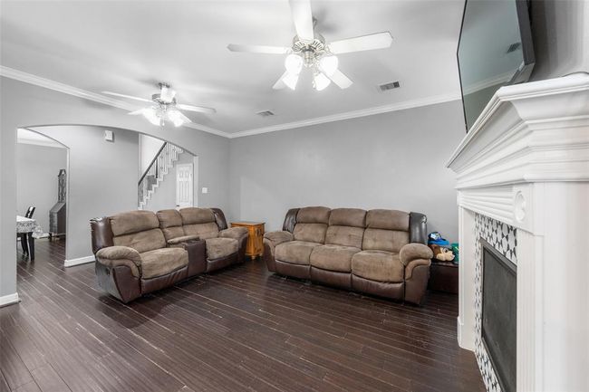 718 S Diamondhead Blvd, House other with 5 bedrooms, 4 bathrooms and null parking in Crosby TX | Image 12