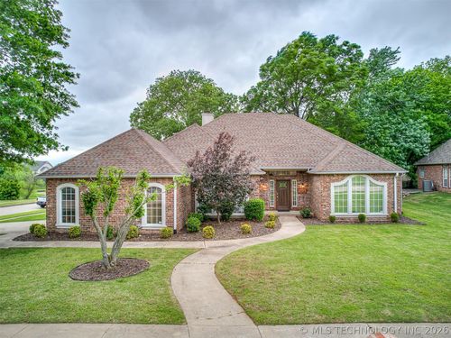 9208 N 132nd East Ave, Owasso, OK, 74055-4763 | Card Image