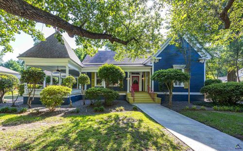 808 Washington Street, Perry, GA, 31069 | Card Image