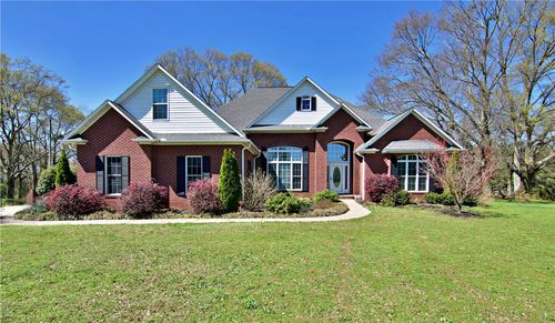 7893 Athens Rd, Carnesville, GA, 30521-3974 | Card Image