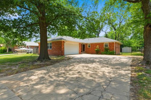 1556 N Timothy Ln, Wichita, KS, 67212-1560 | Card Image