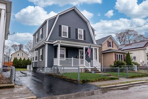 125 Vine St, East Providence, RI, 02914-4335 | Card Image
