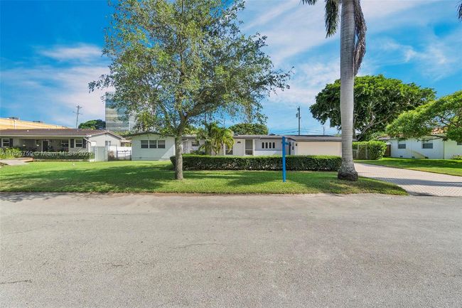 3424 Pierce St, House other with 4 bedrooms, 3 bathrooms and null parking in Hollywood FL | Image 46