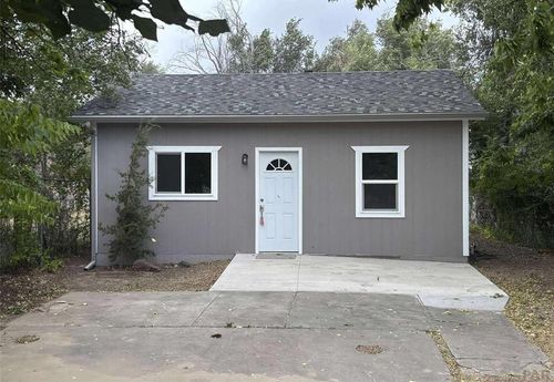 911 Elm Ave, Canon City, CO, 81212-4825 | Card Image