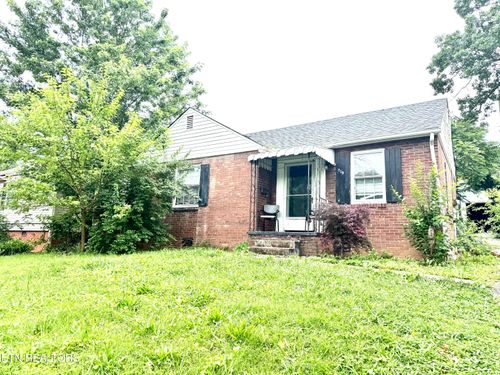719 E Emerald Ave, Knoxville, TN, 37917-5548 | Card Image