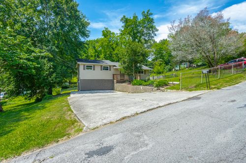107 Anderson Rd, Rossville, GA, 30741-2629 | Card Image