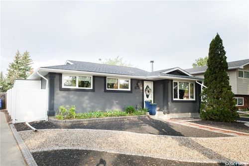 394 Fairview Rd, Regina, SK, S4R6W5 | Card Image