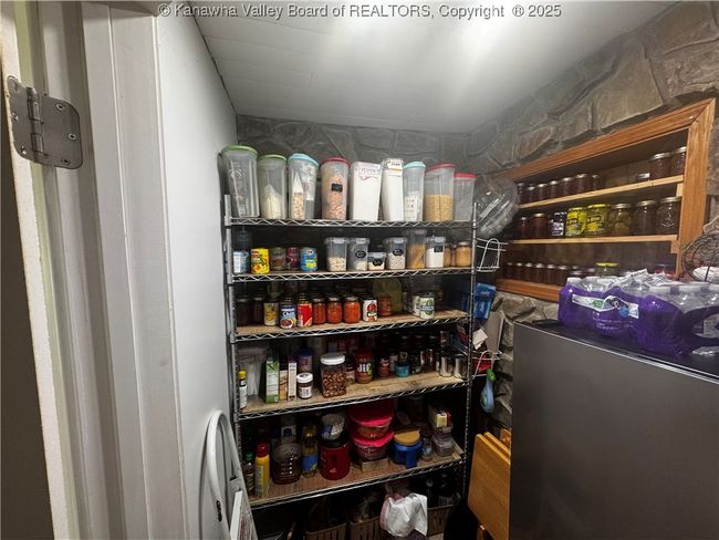 960 Grandview Rd, House other with 4 bedrooms, 3 bathrooms and null parking in Daniels WV | Image 24