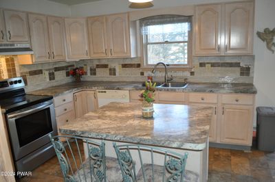 Enjoy Cooking in this Beautiful Kitchen | Image 3