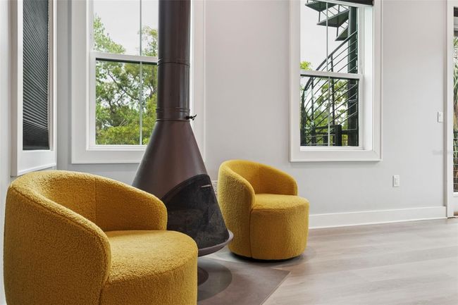 fireplace in primary | Image 33