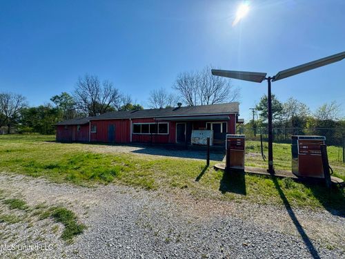 17965 Highway 61 N, Lyon, MS, 38645-9755 | Card Image