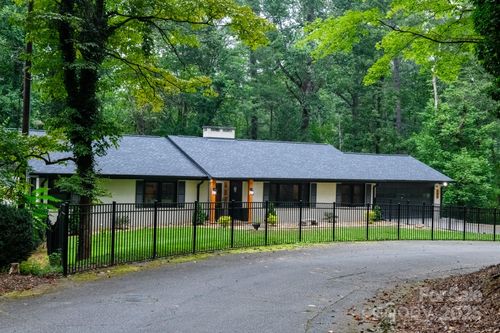 108 Maehill Pl Sw, Lenoir, NC, 28645-6244 | Card Image