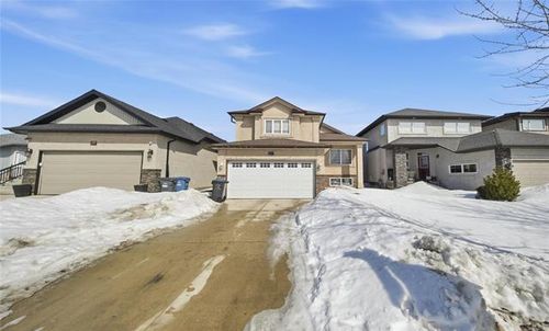 151 Mosselle Dr, Winnipeg, MB, R2P1N6 | Card Image