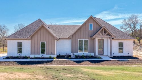 124 Noreen Ln, Weatherford, TX, 76088-3802 | Card Image