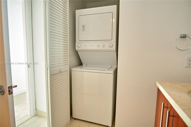 3023-N - 1111 Sw 1 St Ave, Condo with 2 bedrooms, 2 bathrooms and null parking in Miami FL | Image 19