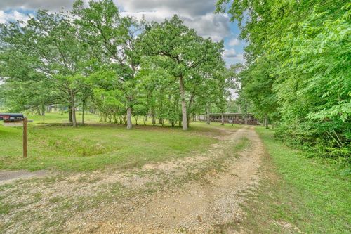 164 Lcr 775, Groesbeck, TX, 76642-2327 | Card Image