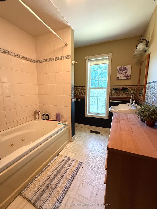 1087 Merkley Rd, House other with 3 bedrooms, 3 bathrooms and 10 parking in Gravenhurst ON | Image 8