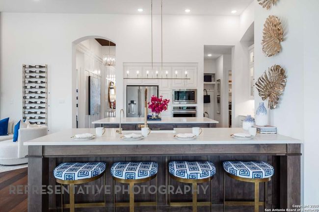 310 Cleveland, House other with 4 bedrooms, 5 bathrooms and null parking in New Braunfels TX | Image 5