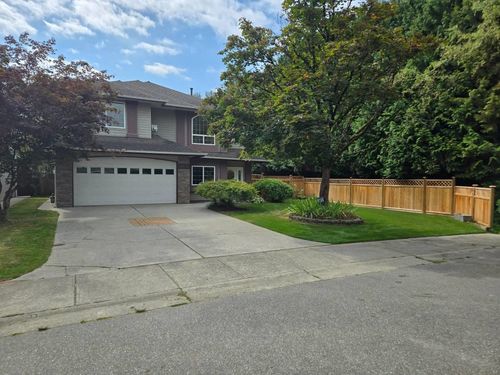 upper-19836 Fairfield Ave, Pitt Meadows, BC, V3Y2R7 | Card Image