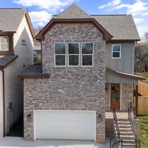 2308 18th Ave N, Nashville, TN, 37208-1117 | Card Image