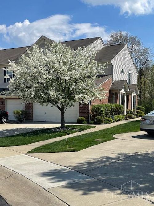 9530 Greenery Ct, Loveland, OH, 45140-3717 | Card Image