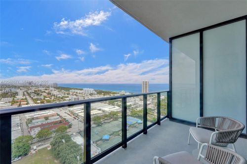 ph13-580 72nd St, Miami Beach, FL, 33141-3788 | Card Image