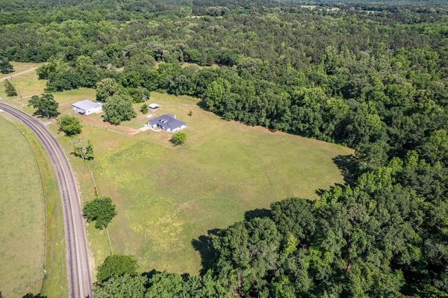 8533 Fm 315 S, House other with 3 bedrooms, 3 bathrooms and null parking in Frankston TX | Image 5