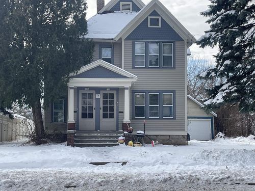 229 E Irving Avenue, OSHKOSH, WI, 54901 | Card Image