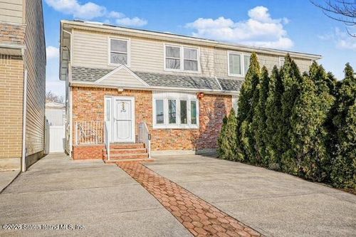 29 Ashwood Ct, Staten Island, NY, 10308-1881 | Card Image