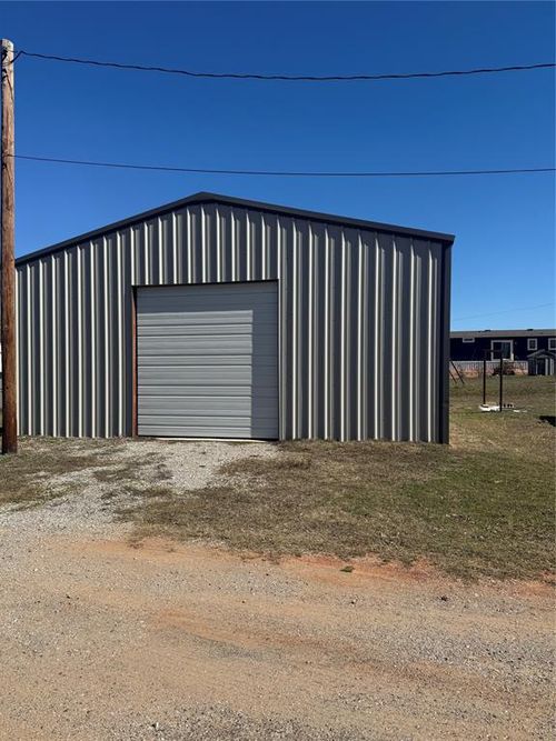 13649 E County Road 1522, Lindsay, OK, 73052-9486 | Card Image