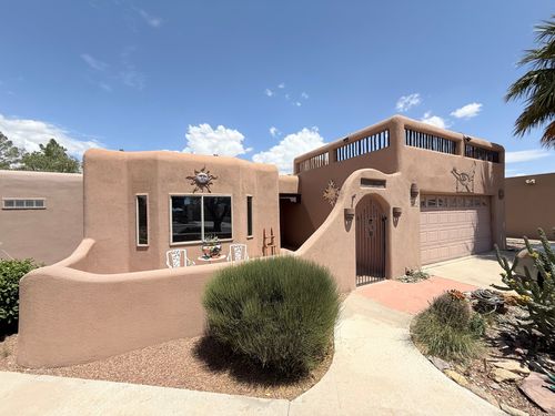 2501 Fairway Dr Se, Deming, NM, 88030-7328 | Card Image