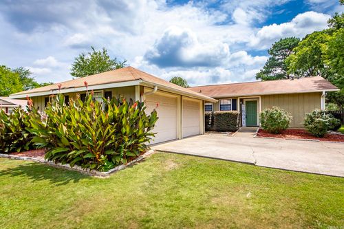 418 Pine Meadows Loop, Hot Springs, AR, 71901-8286 | Card Image