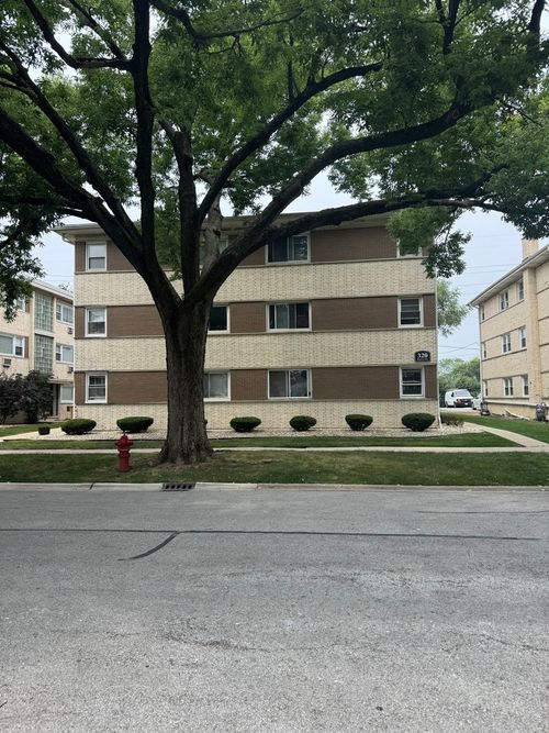 3c-320 Beach Ave, La Grange Park, IL, 60526-6027 | Card Image