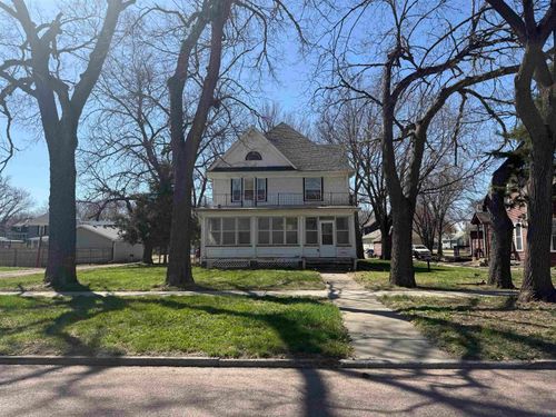 22 N Yale St, Vermillion, SD, 57069-2719 | Card Image
