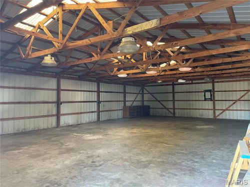 110 Lynn St, Sikeston, MO, 63801-9037 | Card Image