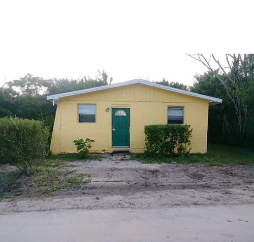 2431 42nd Pl, Vero Beach, FL, 32967-1457 | Card Image