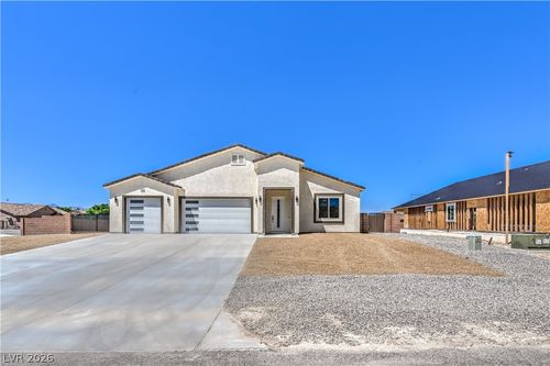 6380 Waterford St, Pahrump, NV, 89061-7728 | Card Image