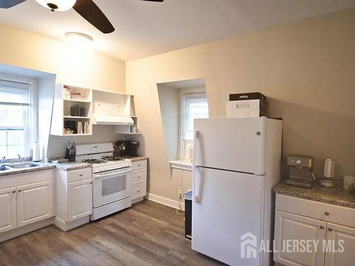 1-405 N Washington Avenue, Dunellen, NJ, 08812 | Card Image